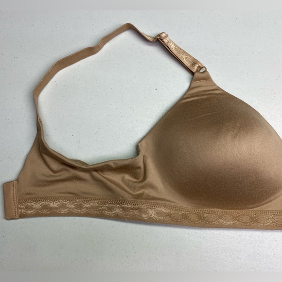 Warner's Cream Bra - Picture 7 of 9